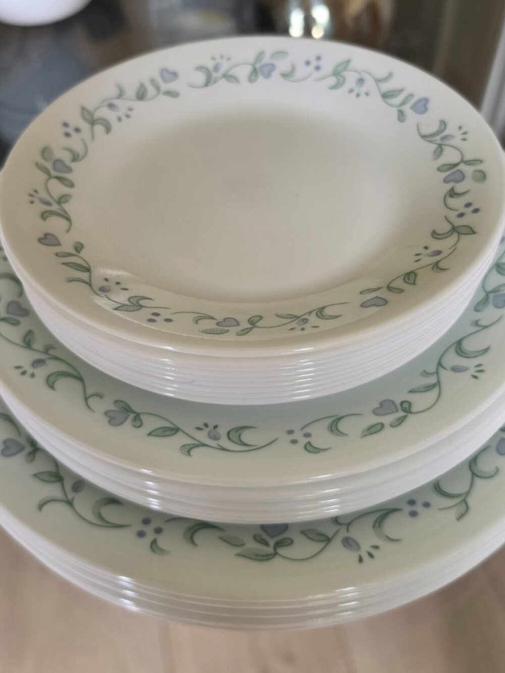 Corning Ware Corelle Country Cottage plates & serving bowl stoneware made in USA